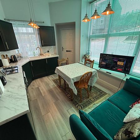 Victoria'S Dream Appartement Aberdeen Buitenkant foto